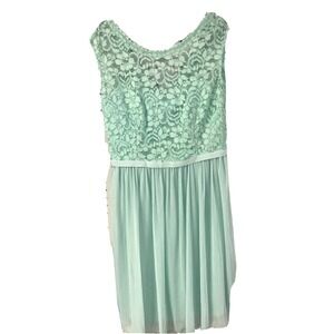 David's F17019 Bridesmaid Dress Mint‎ Size 8